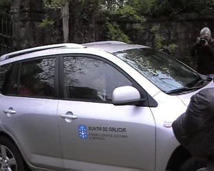 Entrada dos t&eacute;cnicos de Cultura no pazo