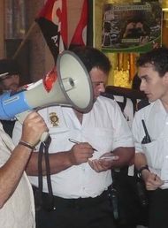 Denunci&aacute;ronse agresi&oacute;ns nunha das protestas / CNT