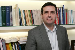 Lu&iacute;s Bar&aacute;