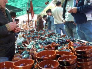 Na Ulla, cadaqu&eacute;n escribe o seu nome nunha cunca e s&eacute;rvese canto queira