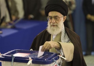 O l&iacute;der relixioso Ali Khamenei, xefe de Estado de Ir&aacute;n