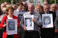 Familiares das v&iacute;timas, este martes