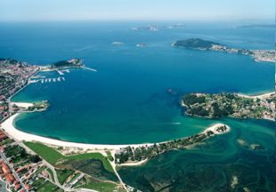 Panor&aacute;mica da Ba&iacute;a de Baiona
