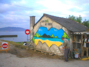 Mentres, os mari&ntilde;eiros contin&uacute;an agardando a decisi&oacute;n do Tribunal Supremo