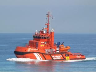 O Mar&iacute;a Pita de Salvamento Mar&iacute;timo interviu na extinci&oacute;n do incendio