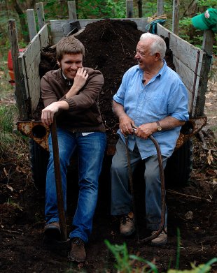 O director, Manuel Fern&aacute;ndez-Vald&eacute;s, con Manuel