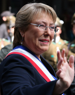 A presidenta sa&iacute;nte, Michelle Bachelet, deixa o cargo cun elevado nivel de apoio