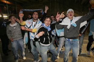 Seareiros galegos no partido da irmandi&ntilde;a fronte Camer&uacute;n