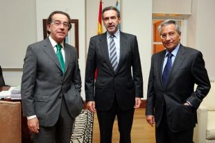 O conselleiro de Econom&iacute;a reuniuse esta semana cos directores xerais das d&uacute;as caixas
