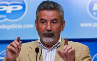 A nova direcci&oacute;n "xubila" ao ex conselleiro Xes&uacute;s Palmou