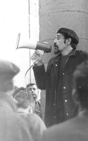 Moncho Valcarce, nunha mobilizaci&oacute;n no ano 1977