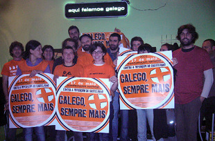 Membros da plataforma. &Aacute; dereita, Eduardo Sanches Maragoto