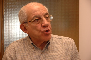 Otelo Saraiva de Carvalho, na redacci&oacute;n de Vieiros / Fotos: C&eacute;sar Galdo