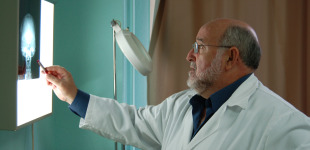 A oposici&oacute;n entende que coa eliminaci&oacute;n das horas extras se est&aacute; a cami&ntilde;ar cara unha maior privatizaci&oacute;n