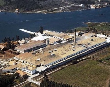 A f&aacute;brica de Cedonosa en Catoira