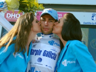 Seraf&iacute;n Mart&iacute;nez estivo nove xornadas no podio da Monta&ntilde;a