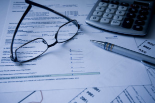 Tanto as hipotecas como os prezos dos produtos da cesta da compra est&aacute;n a experimentar unha ca&iacute;da nos seus prezos