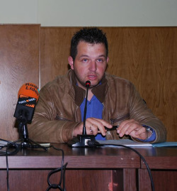 Xos&eacute; Agra &eacute; portavoz de Gandeiros Unidos e ten unha explotaci&oacute;n na comarca do Xallas