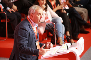 Pachi V&aacute;zquez afirmou que da crise se sae &ldquo;xirando &aacute; esquerda&rdquo; e con &ldquo;m&aacute;is socialismo e m&aacute;is galeguismo&rdquo;