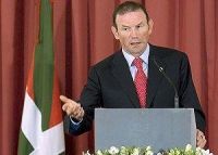 Ibarretxe ante os medios