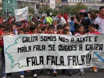 Unha imaxe dos nenos e nenas dos centros de ensino de Galiza no Correl&iacute;ngua