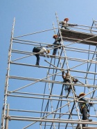 A construci&oacute;n &eacute; un dos sectores que m&aacute;is parados xera este mes (Imaxe: Igadi)