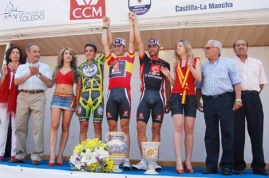 Pereiro, a car&oacute;n de Valverde e Sevilla no podio /  Imaxe: Rafa Carbonero / www.extremaduraciclismo.net