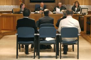 O xu&iacute;z da Audiencia Nacional Javier G&oacute;mez Berm&uacute;dez enc&aacute;rgase do proceso (clique para ampliar)