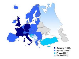 Mapa do proceso progresivo de adaptaci&oacute;n a Bolo&ntilde;a en Europa (clique &aacute;mbalas d&uacute;as imaxes para ampliar)