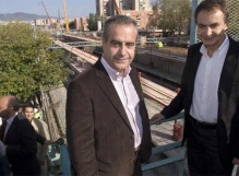 O ministro espa&ntilde;ol de Traballo e Inmigraci&oacute;n, Celestino Corbacho, co presidente do goberno espa&ntilde;ol, Jos&eacute; Lu&iacute;s Rodr&iacute;guez Zapatero