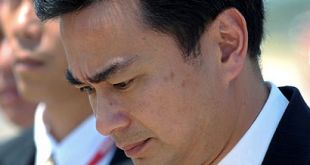 O primeiro ministro tailand&eacute;s, Abhisit Vejajjiva