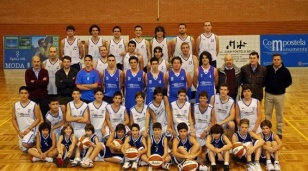 O Obradoiro ao completo, dende as categor&iacute;as inferiores &aacute; absoluta