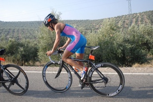 Este ano, co traxe do Club Fluvial, no Campionato de Espa&ntilde;a  en &Uacute;beda, empregando un sensor de potencia / Flickr: triluarca