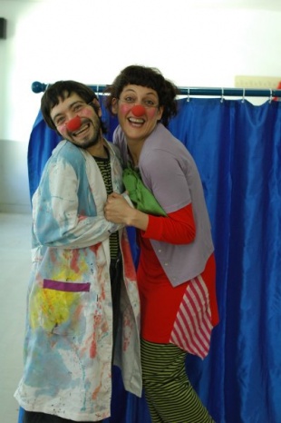 Chiqui Pereira e Clara Gayo en 'Un conto que nin pintado', de Berrobamb&aacute;n