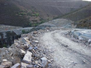 D&uacute;as imaxe da estrada de Folgoso-Quiroga / Fotos: quirogacourel.blogspot.com (clique para ampliar)