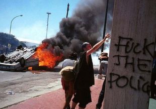 Imaxe dos altercados de xulo de 2001 en X&eacute;nova / Flickr: orianomada