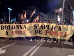 A cabeza da manifestaci&oacute;n / Imaxe: Xavier B (Picassa)