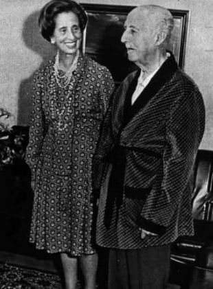 Na actualidade a&iacute;nda existe un colexio co nome de Carme Polo e outro co de Franco