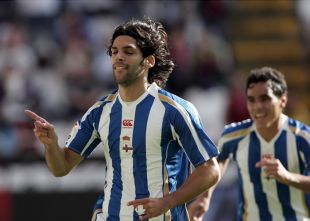 As camisolas do D&eacute;por non levan marca ningunha, a non ser a da empresa que fabrica o equipamento