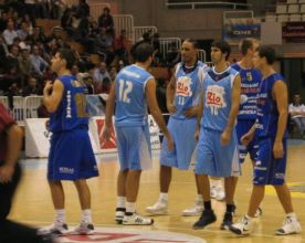 O Breog&aacute;n ga&ntilde;ou, sufrindo nos &uacute;ltimos minutos, o derbi (85-83)