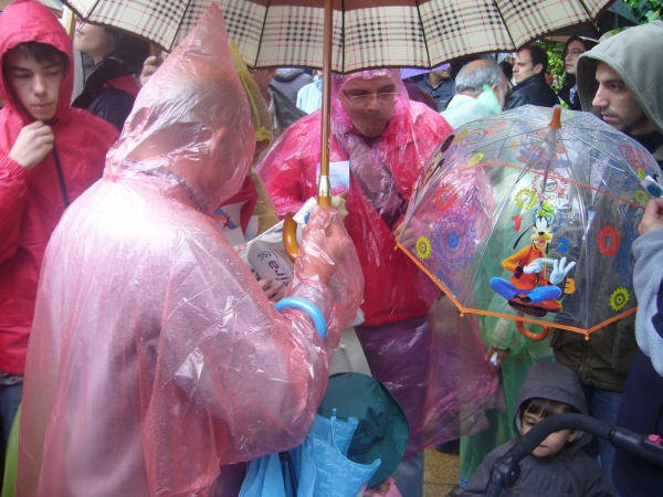 Manifestaci&oacute;n polo dereito a vivirmos en galego